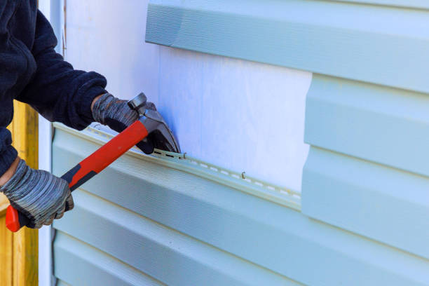 Reliable Siding Repair contractor in Chester Gap, VA by Creative Siding